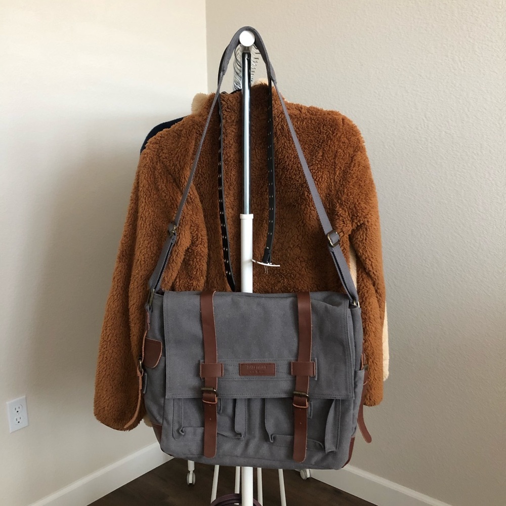 Vintage Sweetbriar Laptop Messenger Bag
